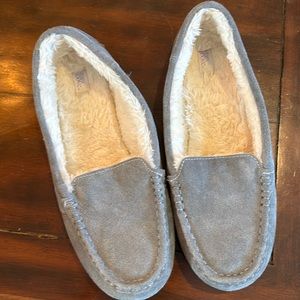 Women’s Slippers